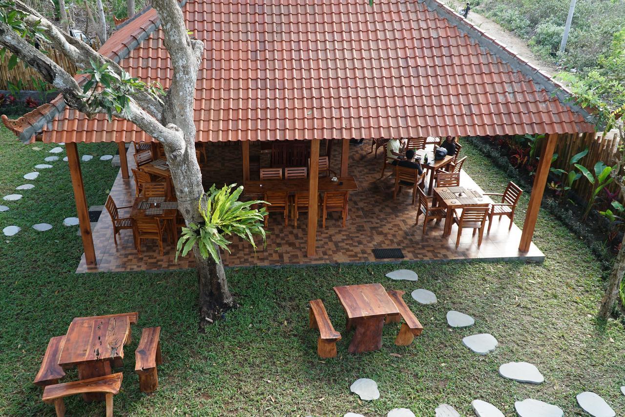 Uluwatu Seno Guesthouse & Cafe מראה חיצוני תמונה
